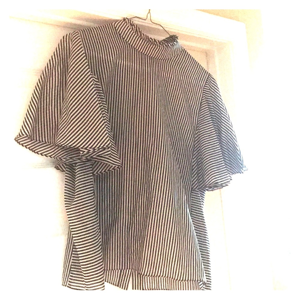 Whit Stripey Flutter Top